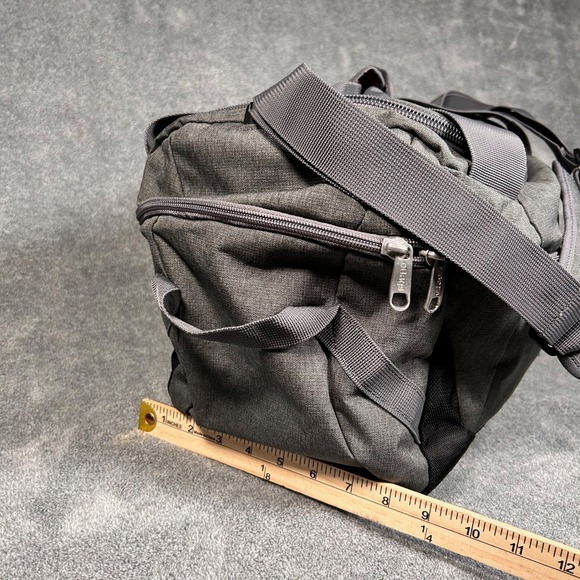 eBags Mother Lode Weekender Duffel Bag Gray EB2146-20 Travel Gym Carry On - Picture 6 of 16